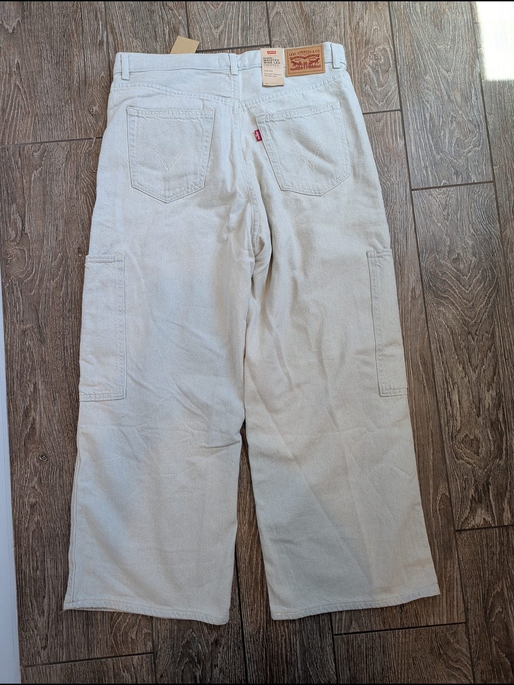 Levi's High Waisted Wide Leg Crop Jeans Utility Cotton Denim Size 31 Light Wash - Picture 6 of 11